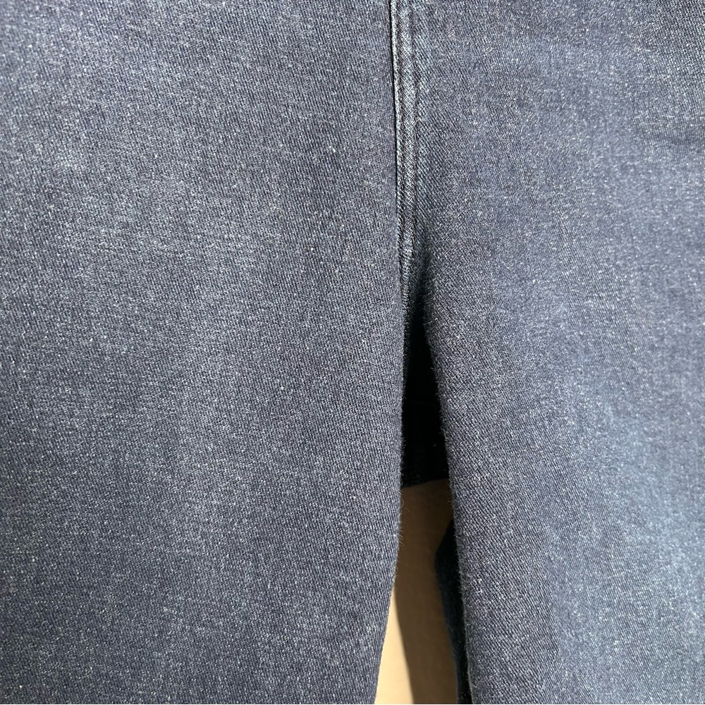 Good American Good Legs Crop Mini Boot jeans 18 - Picture 4 of 14